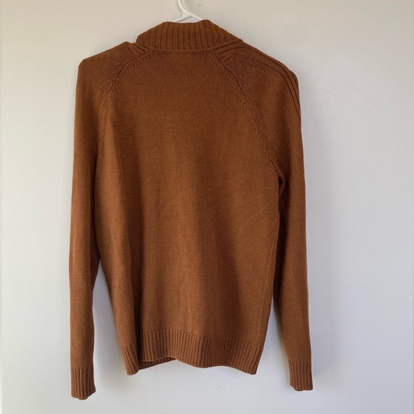 St. John Sport Knit Camel Full Zipped Sweater Small - Picture 9 of 10